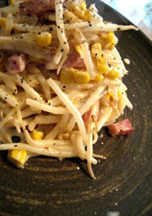 ありもの満載のパスタ味噌生クリーム風味-レシピのメイン写真