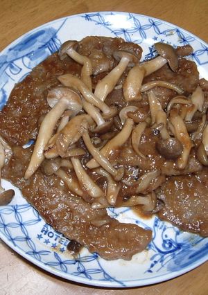 牛肉のしょうが焼き　きのこソース-レシピのメイン写真