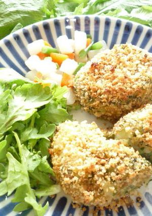 かぶの葉とチーズの揚げないポテトコロッケ-レシピのメイン写真