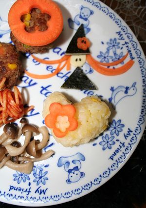 お弁当に✤コンポタごはん（おにぎり）-レシピのメイン写真