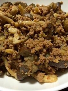 茄子としめじの甘いひき肉炒め-レシピのメイン写真