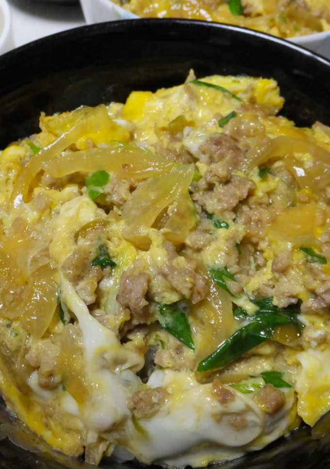 お手軽！余った挽き肉で♪玉子丼＊他人丼-レシピのメイン写真
