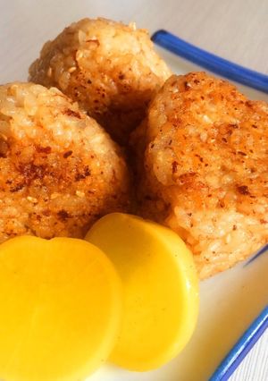 マヨラー必見！香ばしいマヨ焼きおにぎり♡-レシピのメイン写真