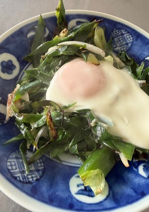 牡蠣醤油をかけて、ネギが美味しいネギ玉子-レシピのメイン写真