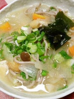 寒い日に☺具だくさん味噌汁にお蕎麦♪-レシピのメイン写真