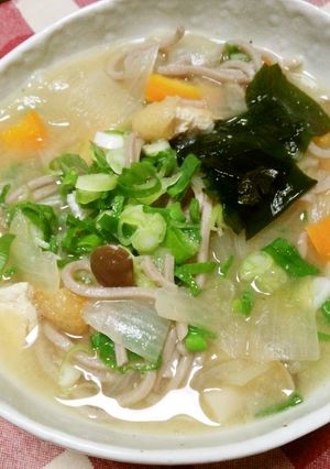 寒い日に☺具だくさん味噌汁にお蕎麦♪-レシピのメイン写真