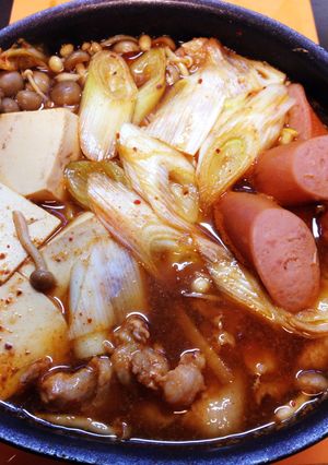 ♪いつものキムチ鍋より大人味キムチチゲ♪-レシピのメイン写真
