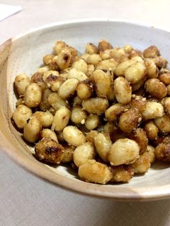 とっても簡単!蒸し大豆の甘辛コロコロ-レシピのメイン写真