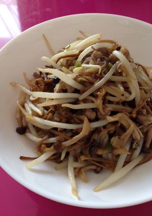 干しきのこともやしの炒め物-レシピのメイン写真