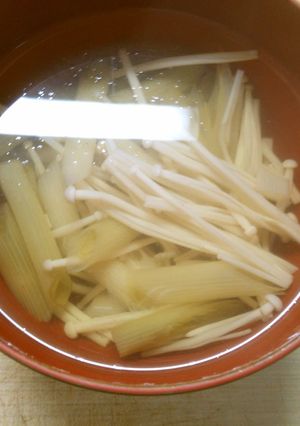 簡単 一品！ えのき ネギの お吸い物-レシピのメイン写真