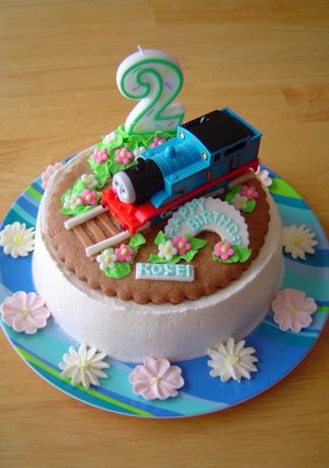 祝２歳　トーマスのバースデーケーキ-レシピのメイン写真