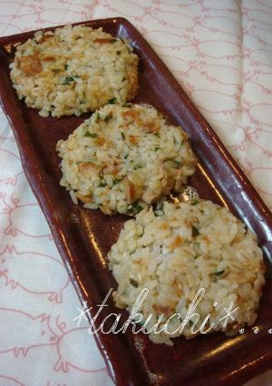 ひとりランチに　ツナごま焼きごはん-レシピのメイン写真
