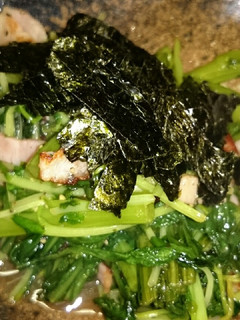 簡単♪豆苗と春菊のバターポン酢炒め-レシピのメイン写真