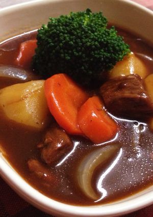 圧力鍋と市販ルゥで簡単ビーフシチュー-レシピのメイン写真