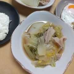 รูปของ 白菜と豚バラ煮