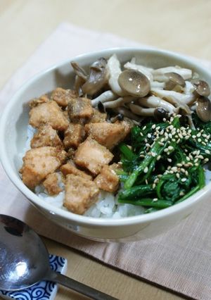 秋鮭ときのこの和風ピビンパ-レシピのメイン写真