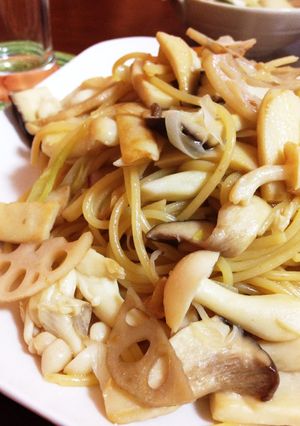 具たっぷり！ごちゃ混ぜバターポン酢パスタ-レシピのメイン写真