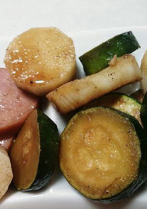 山芋とズッキーニのソテー-レシピのメイン写真