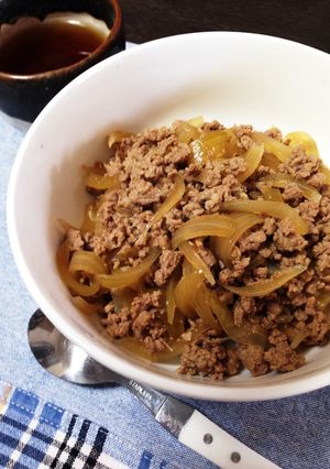 フライパン1つで合挽き肉の牛丼風-レシピのメイン写真