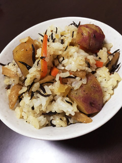 さつまいも☆ほっくりめちゃ旨混ぜごはん-レシピのメイン写真