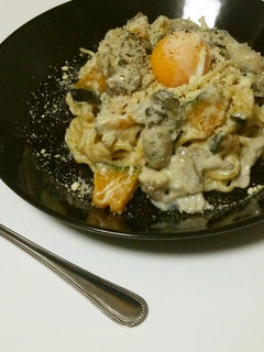 カキとカボチャ。秋のクリームパスタ-レシピのメイン写真