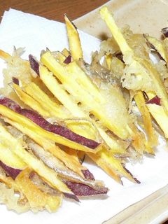 ワカサギ煮干しとサツマイモの天ぷら-レシピのメイン写真