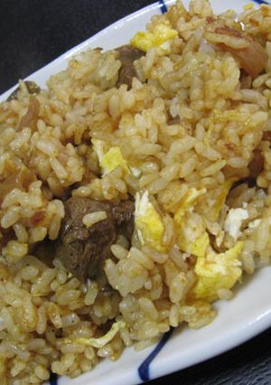 残り物のカレーを使ったチャーハン-レシピのメイン写真
