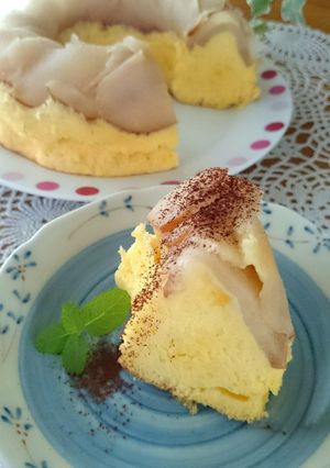 おやつに☆焼き梨のエンゼルシフォンケーキ-レシピのメイン写真