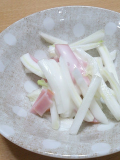 白菜大量消費!白菜の芯とハムのサラダ-レシピのメイン写真
