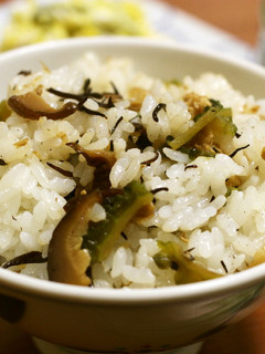 ゴーヤとひじきのオイスター混ぜご飯-レシピのメイン写真