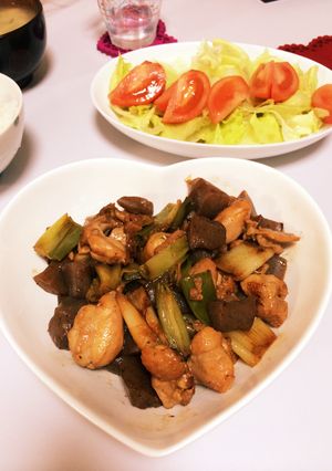 鶏もも肉•ネギ•こんにゃくの照り焼き-レシピのメイン写真
