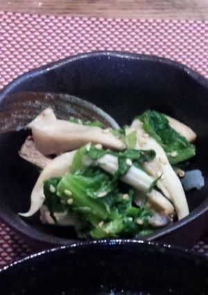 春菊を美味しく食べる!!醤油マヨ和え♪-レシピのメイン写真