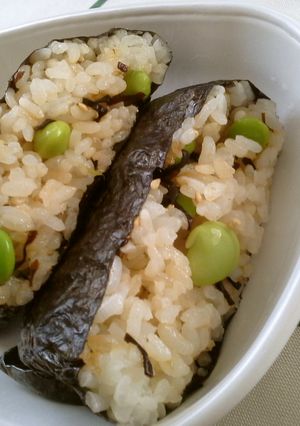☆枝豆と塩昆布とゴマのおにぎらず☆-レシピのメイン写真