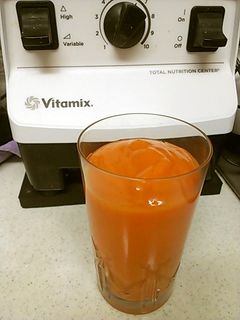 柿と人参のとろーり♪秋色スムージー-レシピのメイン写真