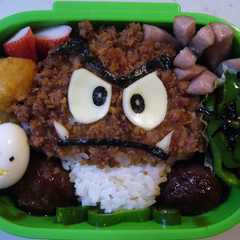 รูปของ スーパーマリオ"クリボー"弁当