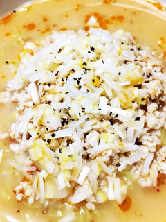 簡単!鶏そぼろと牛乳でまろやか担々麺^^-レシピのメイン写真