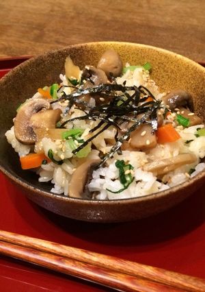 マッシュルームピクルスでちらし寿司♪-レシピのメイン写真