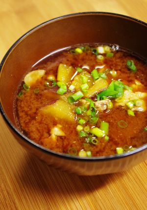 生姜風味☆さつまいもと豚肉のお味噌汁♪-レシピのメイン写真