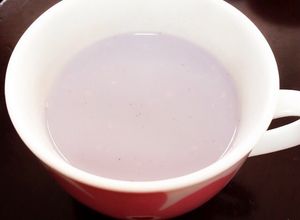 紫芋パウダーで♡ほっこり紫芋ミルク-レシピのメイン写真