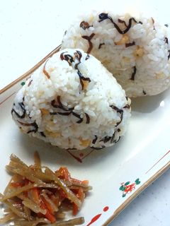 てんむす風おにぎり ネギ入りで辛口!!-レシピのメイン写真