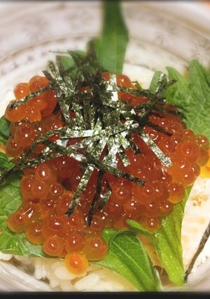 簡単☆炊き込み、鮭いくらご飯♪-レシピのメイン写真