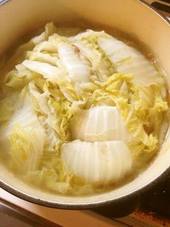 そのままテーブルに☆白菜鍋-レシピのメイン写真