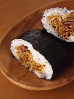 焼きそばの「おにぎらず」-レシピのメイン写真