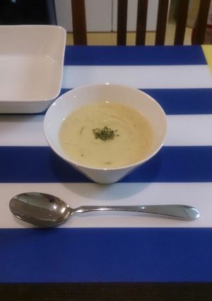 たっぷりキャベツのコーンクリームスープ-レシピのメイン写真