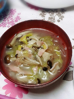 白菜とベーコンのくずきりスープ-レシピのメイン写真