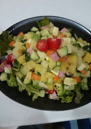 子供も喜ぶ!サイコロ野菜サラダ♡-レシピのメイン写真