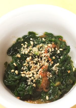 離乳食 後期前半 〜春菊と人参〜-レシピのメイン写真