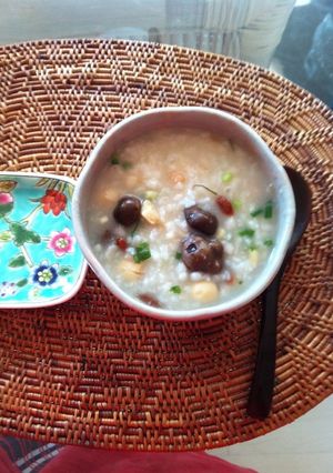 海老とむかごと蓮の実の中華粥-レシピのメイン写真