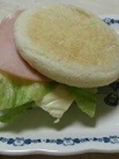 はさむだけ!!ハム・チーズマフィン-レシピのメイン写真