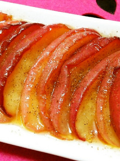 皮ごとフライパンで焼きりんご♪-レシピのメイン写真